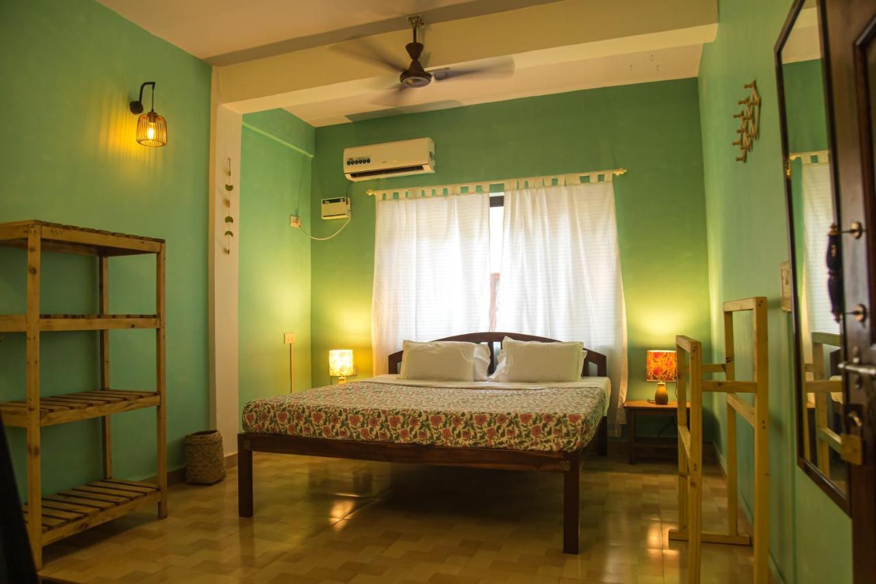 Coco Moon Hotel Morjim Ngoại thất bức ảnh
