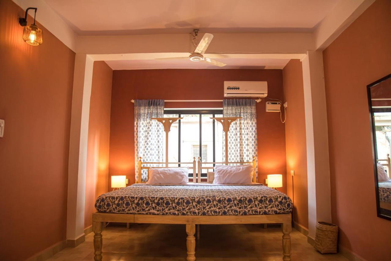 Coco Moon Hotel Morjim Ngoại thất bức ảnh