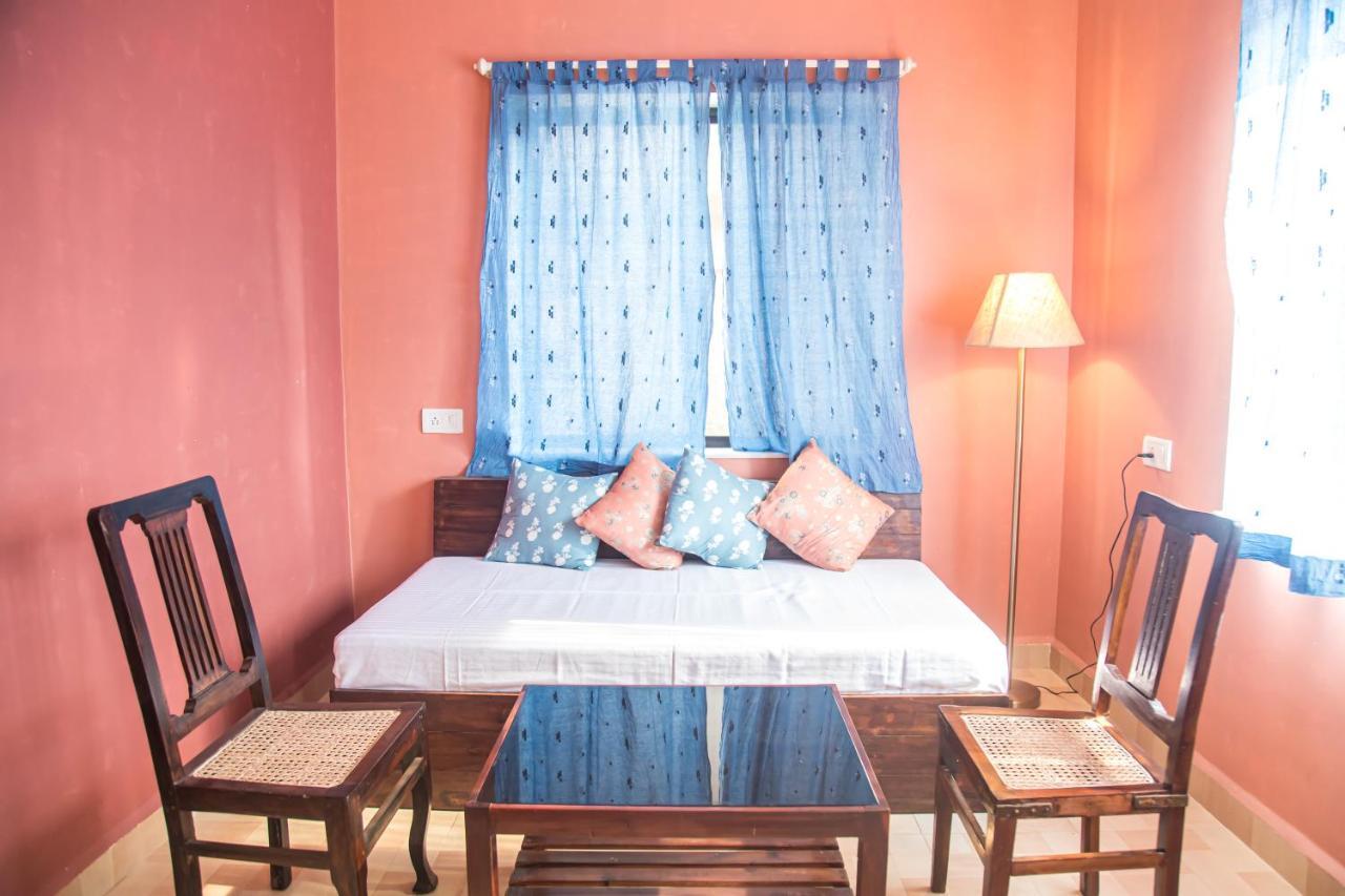 Coco Moon Hotel Morjim Ngoại thất bức ảnh