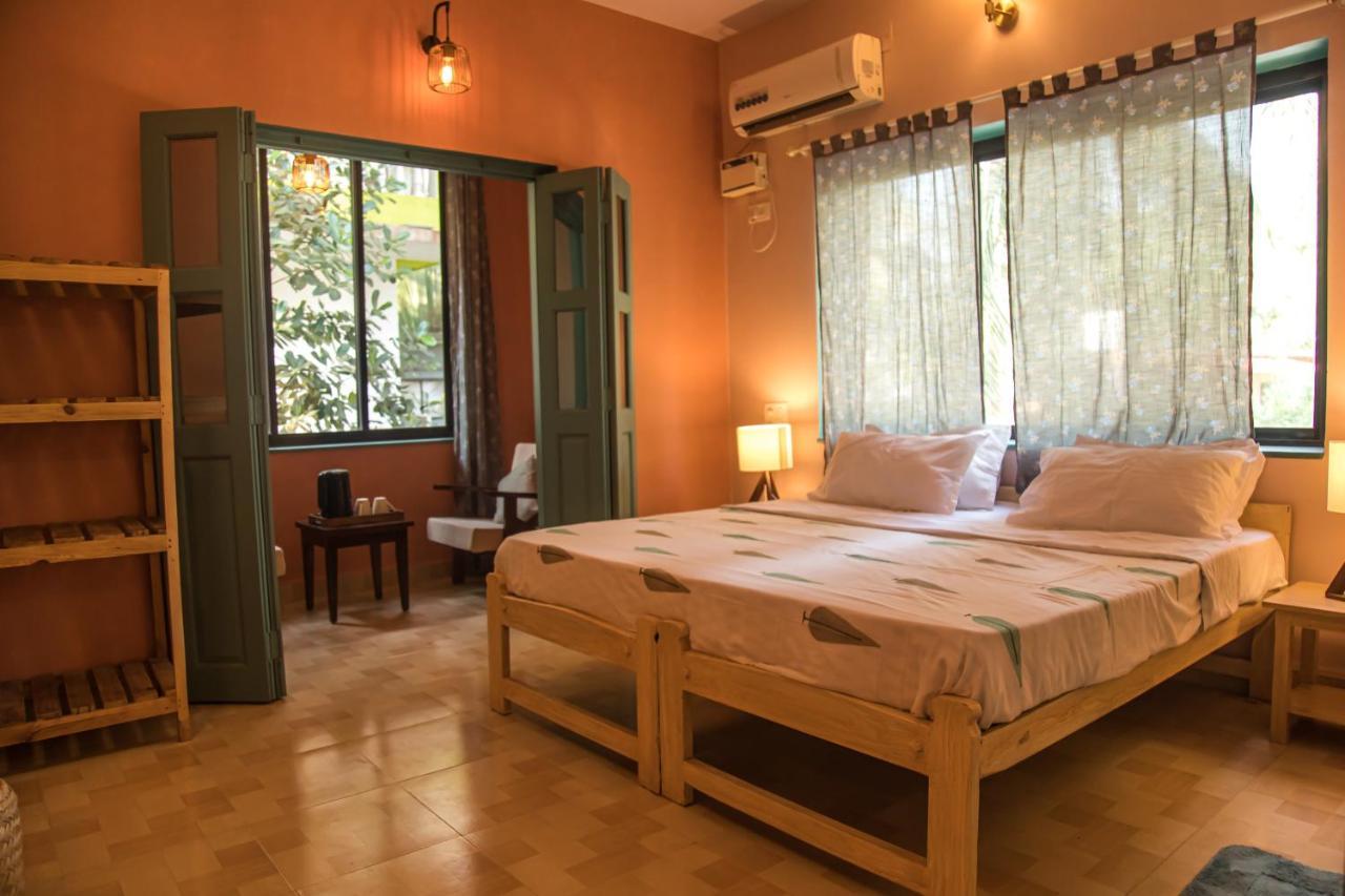 Coco Moon Hotel Morjim Ngoại thất bức ảnh