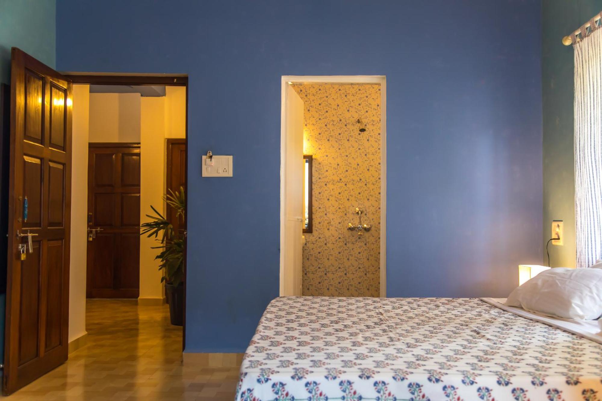 Coco Moon Hotel Morjim Ngoại thất bức ảnh