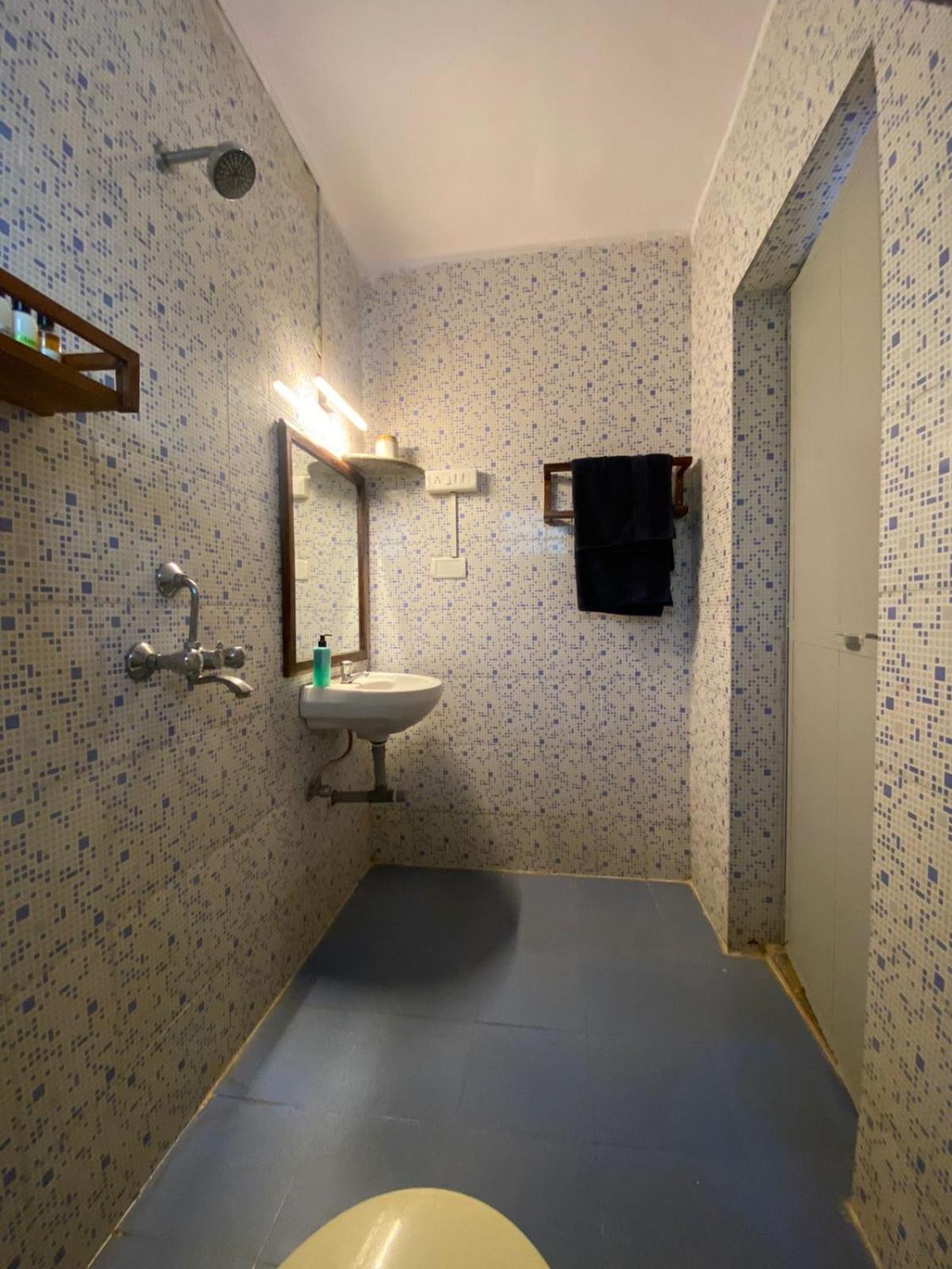Coco Moon Hotel Morjim Ngoại thất bức ảnh